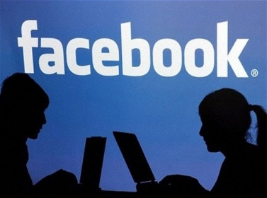 الأردنيون يحمّلون 27 مليون صورة على فيسبوك بشهر الأردنيون يحمّلون 27 مليون صورة على فيسبوك بشهر