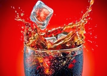 أحذر تناول المشروبات الغازية بعد الصيام أحذر تناول المشروبات الغازية بعد الصيام