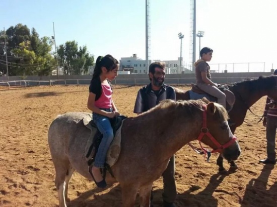بالصور : اطلاق مبادرة " الخيل للجميع " لاتاحة تعلم الفروسية للأيتام والفقراء بالصور : اطلاق مبادرة " الخيل للجميع " لاتاحة تعلم الفروسية للأيتام والفقراء