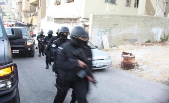 اصابة 3 افراد من مكافحة المخدرات في الزرقاء - تفاصيل