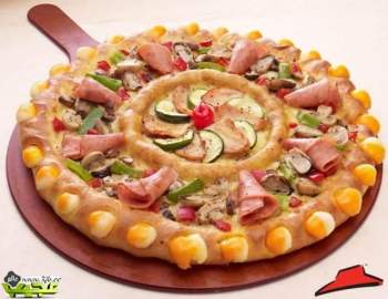 إيطالي يدفع نفقة طليقته بالـ"بيتزا"