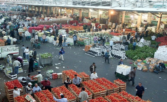 450 طنا واردات الخضار لسوق العارضة 450 طنا واردات الخضار لسوق العارضة