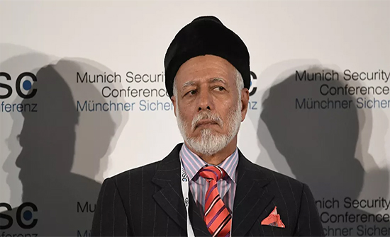 إقالة وزير الخارجية العماني يوسف بن علوي و إعادة تشكيل مجلس الوزراء إقالة وزير الخارجية العماني يوسف بن علوي و إعادة تشكيل مجلس الوزراء