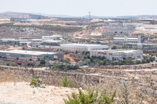 بعد فرنسا: حكومتا إسبانيا وإيطاليا تحذران من عقد صفقات مع المستوطنات بعد فرنسا: حكومتا إسبانيا وإيطاليا تحذران من عقد صفقات مع المستوطنات