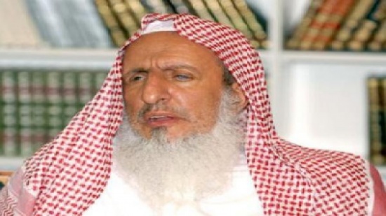 مفتي السعودية  :  منع المرأة من قيادة السيارة حماية من الشر