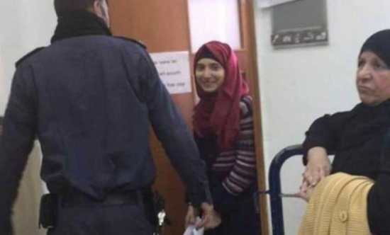 محكمة إسرائيلية تقضي بسجن فتاة فلسطينية 16 عاما بتهمة محاولة “طعن مستوطن” محكمة إسرائيلية تقضي بسجن فتاة فلسطينية 16 عاما بتهمة محاولة “طعن مستوطن”