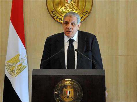 أحزاب مصرية تطالب بإقالة وزير الداخلية أحزاب مصرية تطالب بإقالة وزير الداخلية