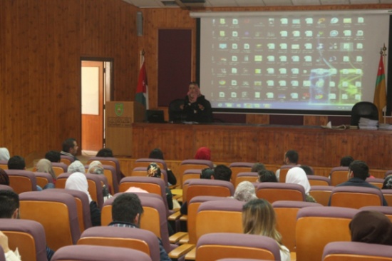 قانونيون: حماية الأطفال عنصر أساسي من حماية الأسرة وحقوق الإنسان