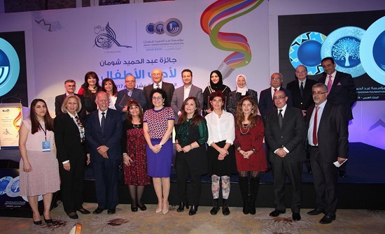 قسيسية تؤكد ضرورة منح الطفل أدباً يلبي حاجاته النفسية والمعرفية قسيسية تؤكد ضرورة منح الطفل أدباً يلبي حاجاته النفسية والمعرفية