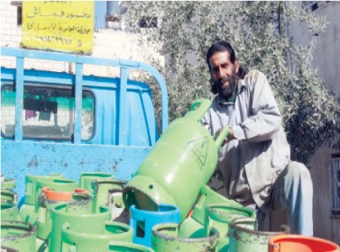 ارتفاع الطلب على أسطوانات الغاز 50 % خلال المنخفض الجوي