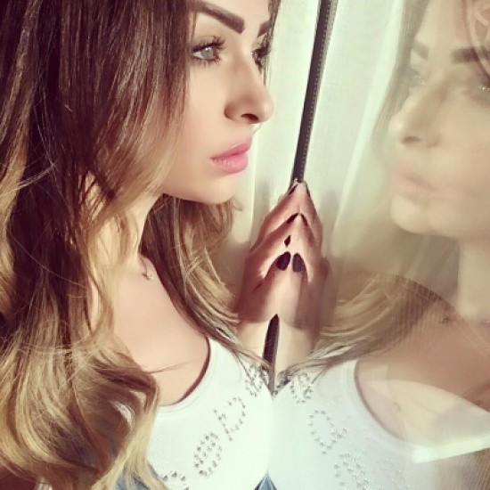 زين كرزون ترتدي الحجاب لأول مرة.. ما السبب؟