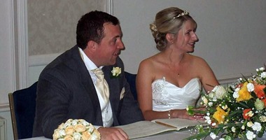 رجل يشجع زوجته للإبلاغ عن زوج أمها بتهمة التعدى عليها فى الطفولة