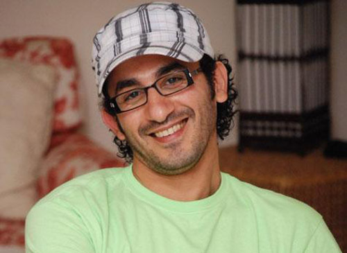احمد حلمي يفاجأ نجوم ":آراب ايدول" في حفل الختام احمد حلمي يفاجأ نجوم ":آراب ايدول" في حفل الختام