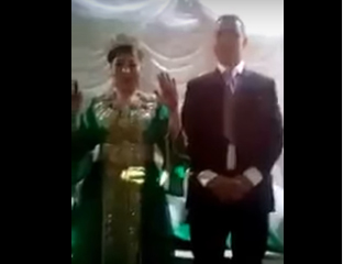 بالفيديو.. رد فعل عروس مغربية رقص عريسها بطريقة مضحكة