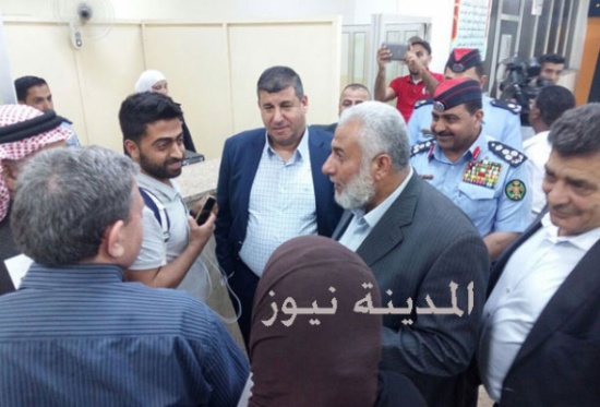 أبو السيد يسأل وزير الخارجية عما فعل سفير الأردن بتل أبيب للأسرى الأردنيين أبو السيد يسأل وزير الخارجية عما فعل سفير الأردن بتل أبيب للأسرى الأردنيين