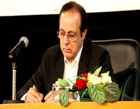 صدور ديوان "كلي عاشق ونصفي غريب" للشاعر أنور الخطيب صدور ديوان "كلي عاشق ونصفي غريب" للشاعر أنور الخطيب