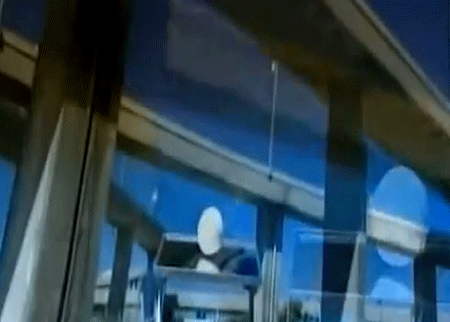 ما هي المراحل لاتي يمر بها بيض الدجاج قبل ان يصلنا