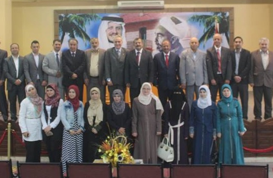 أبوغزاله يقدم ثلاثين جهاز كمبيوتر لأعضاء الهيئة التدريسية لكلية معان الجامعية