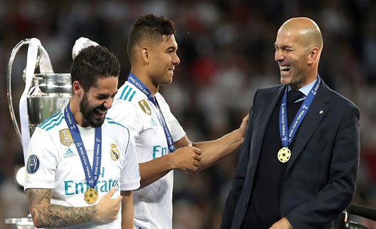 الفرنسي زيدان يعود إلى تدريب ريال مدريد الفرنسي زيدان يعود إلى تدريب ريال مدريد