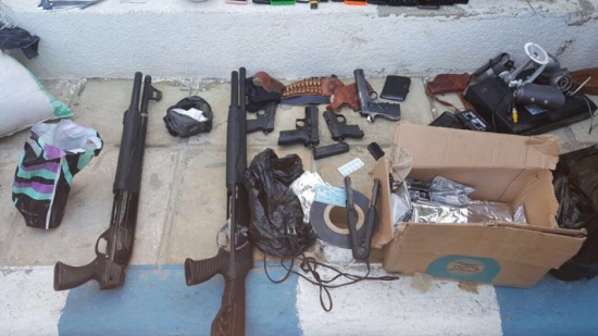 بالصور : القبض على 16 شخصاً في حملة أمنية على مروجي المخدرات بالصور : القبض على 16 شخصاً في حملة أمنية على مروجي المخدرات