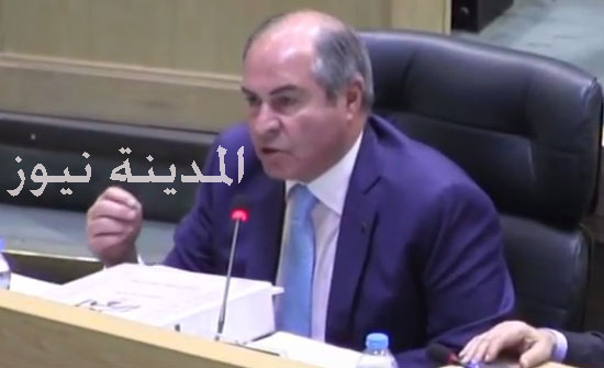 وقف قرار نقل 40 موطفا من ضريبة الدخل وقف قرار نقل 40 موطفا من ضريبة الدخل