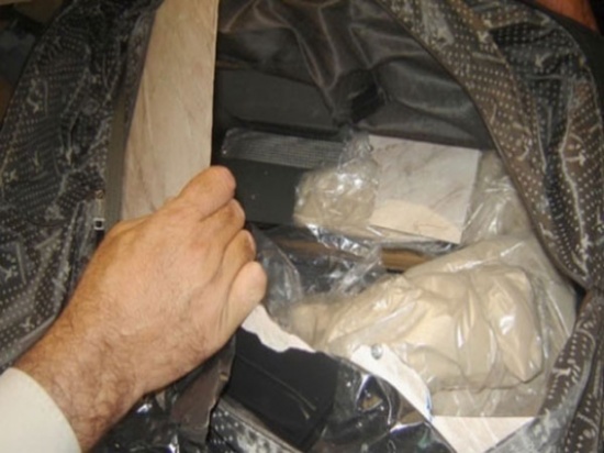 القبض على 3 اشخاص بحوزتهم مخدرات