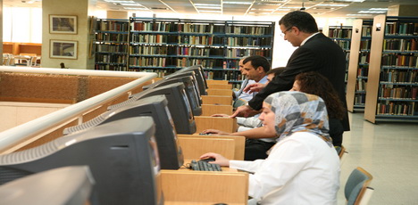 حفل اشهار وتوقيع رواية (الرجيف) للكاتب حكمت النوايسة في مكتبة شومان حفل اشهار وتوقيع رواية (الرجيف) للكاتب حكمت النوايسة في مكتبة شومان