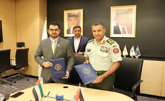 المركز الوطني لإدارة الأزمات وشرطة دبي يوقعان مذكرة تفاهم