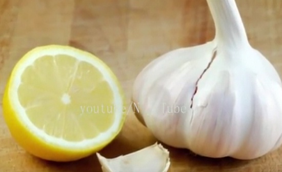 فيديو : خليط الثوم والليمون يصنع المعجزات!!!!