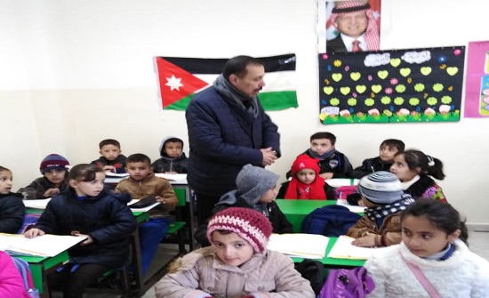 النعيمي يطلع على واقع العملية التربوية في مدرستي أم المكامن
