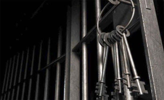 الاردن : خلاف يتطور لطلقات مسدس و"جثة" وينتهي بالسجن 20 عام الاردن : خلاف يتطور لطلقات مسدس و"جثة" وينتهي بالسجن 20 عام