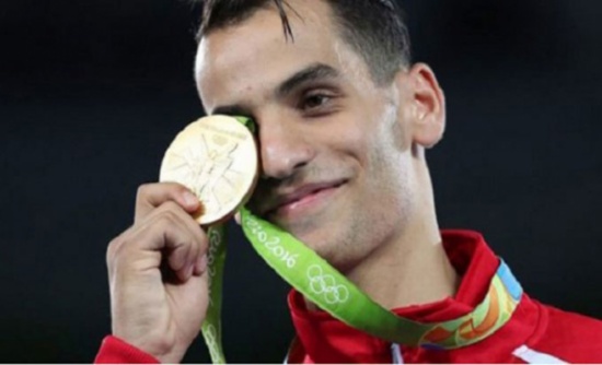 مجلس الوزراء يشيد بإنجاز اللاعب ابو غوش