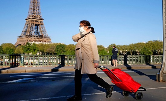 رئيس وزراء فرنسا يتوقع أزمة اقتصادية قاسية بسبب كورونا