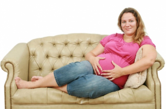 كيف تؤثر سمنة الحامل على جنينها؟ كيف تؤثر سمنة الحامل على جنينها؟