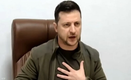 رئيس أوكرانيا: روسيا تلغم طرق الغذاء وتدمر حافلات الإجلاء رئيس أوكرانيا: روسيا تلغم طرق الغذاء وتدمر حافلات الإجلاء