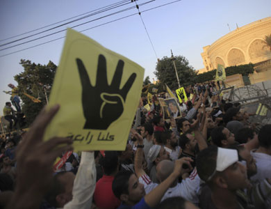 التحالف المؤيد لمرسي يدعو أنصاره إلى التظاهر الإثنين في مليونية المطلب الواحد