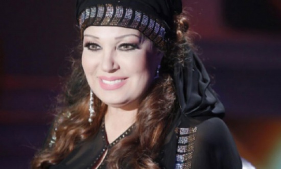 لماذا سافرت فيفي عبده الى الاردن ؟ لماذا سافرت فيفي عبده الى الاردن ؟
