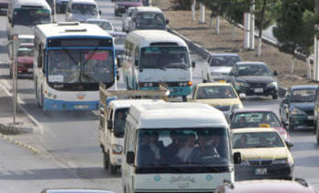مواطنون يطالبون بحل مشكلة الاختناقات المرورية في الكرك