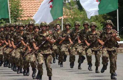 رئيس أركان الجيش الجزائري يدعو العسكريين إلى الاستعداد لكافة الاحتمالات رئيس أركان الجيش الجزائري يدعو العسكريين إلى الاستعداد لكافة الاحتمالات