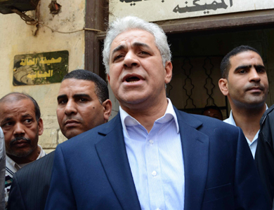 حمدين صباحي يتقدم بتوكيلات ترشحه لانتخابات الرئاسة المصرية
