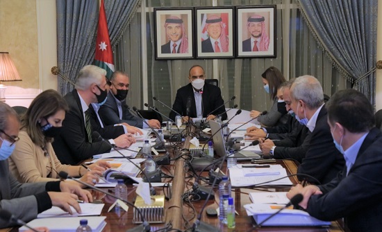 رئيس الوزراء يترأس اجتماع مجلس الاستثمار رئيس الوزراء يترأس اجتماع مجلس الاستثمار
