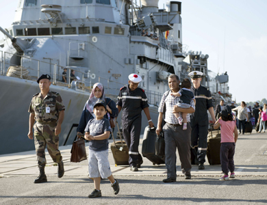 سفينة تابعة لسلاح البحرية البريطاني ستقوم بإجلاء البريطانيين من ليبيا