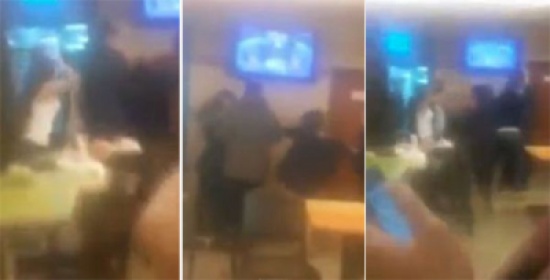 فيديو: معركة بين فتاتين داخل مطعم بالمغرب بسبب شاب