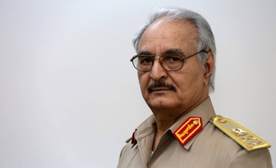 حفتر من عمان : الحوار بين الليبيين والسلاح لمواجهة " داعش " حفتر من عمان : الحوار بين الليبيين والسلاح لمواجهة " داعش "