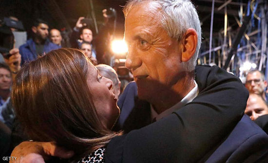 اختراق وفضيحة جنسية وفساد.. انتخابات إسرائيل "بنكهة أميركية"