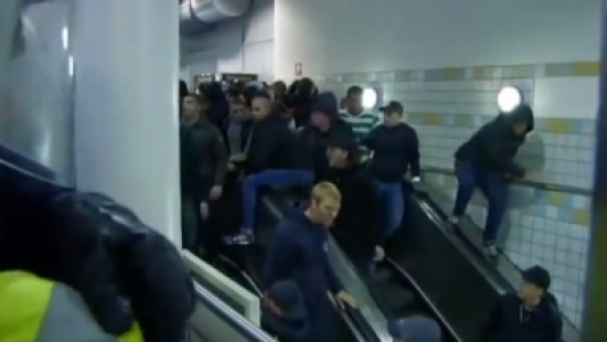 طريقة مبتكرة لتفريق المظاهرات واعمال الشغب طريقة مبتكرة لتفريق المظاهرات واعمال الشغب