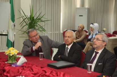 رئيس جامعة البترا يلتقي اتحاد الطلبة رئيس جامعة البترا يلتقي اتحاد الطلبة