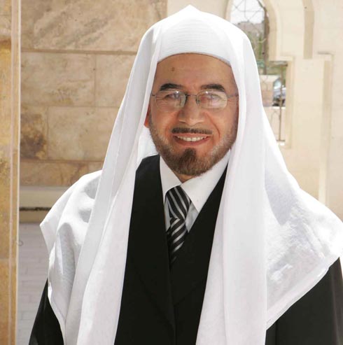 إمام الحضرة الهاشمية يلتقي امين عام مجلس الاسرة إمام الحضرة الهاشمية يلتقي امين عام مجلس الاسرة