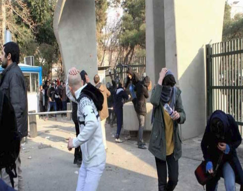 الحرس الإيراني يزعم النصر على المحتجين.. والشارع يكذبه