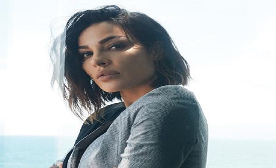 بالفيديو : نادين نسيب نجيم تشعل انستقرام برقصها على أغنية "كيكي" بإطلالة جريئة بالفيديو : نادين نسيب نجيم تشعل انستقرام برقصها على أغنية "كيكي" بإطلالة جريئة